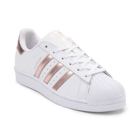 adidas superstars for women.